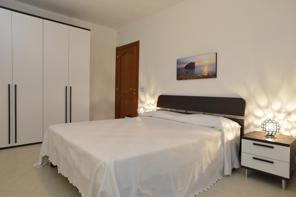 Nit i Dia Guest House Alghero Chambre photo